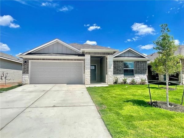 110 Krause Springs DR , Hutto, TX 78634