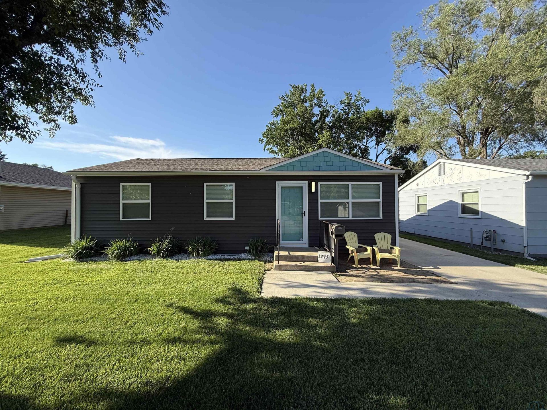 1215 W 21st Street, Sioux City, IA 51103 Main Photo