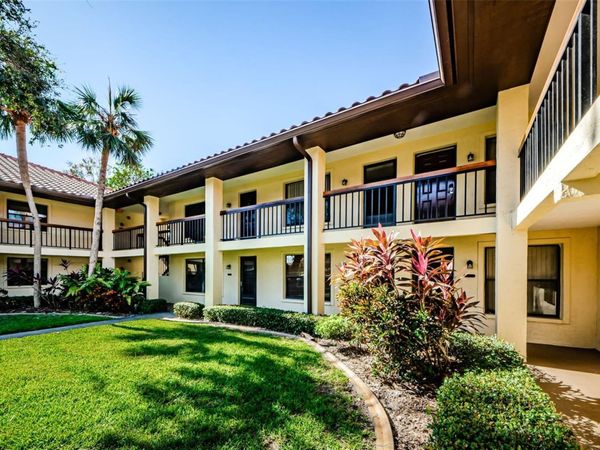 2112 HAMMOCK PINE BOULEVARD , Unit 2112, CLEARWATER, FL 33761