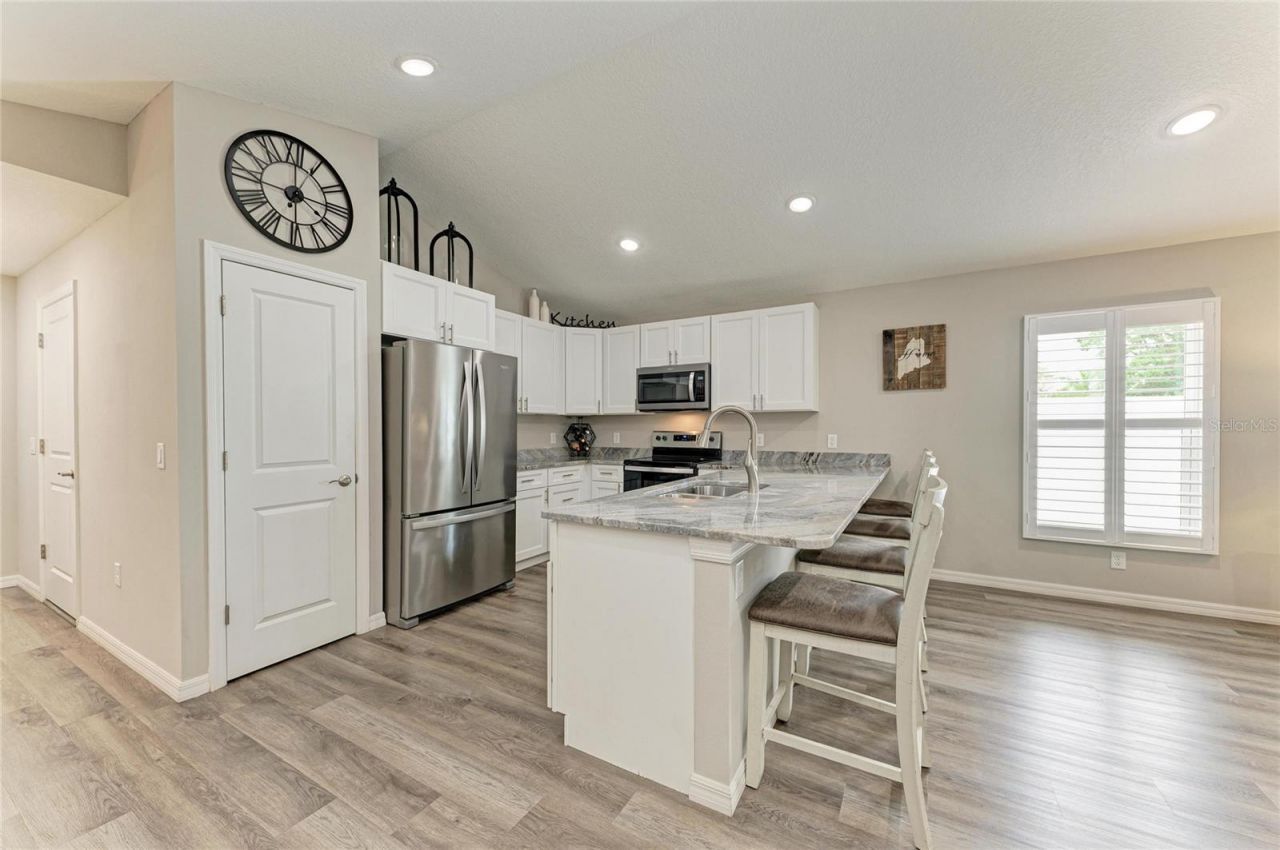 823 Bacon Avenue, Sarasota, FL 34232 Photo