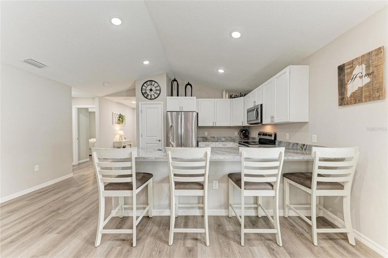 823 Bacon Avenue, Sarasota, FL 34232 Photo