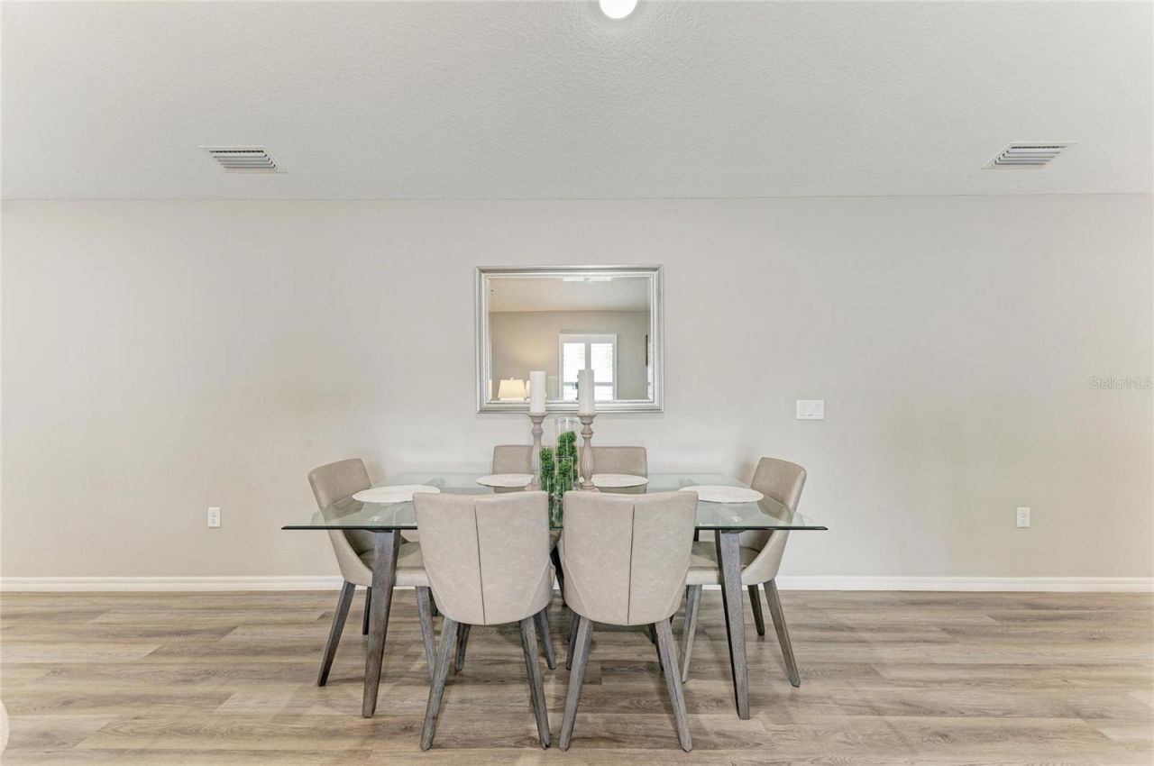 823 Bacon Avenue, Sarasota, FL 34232 Photo