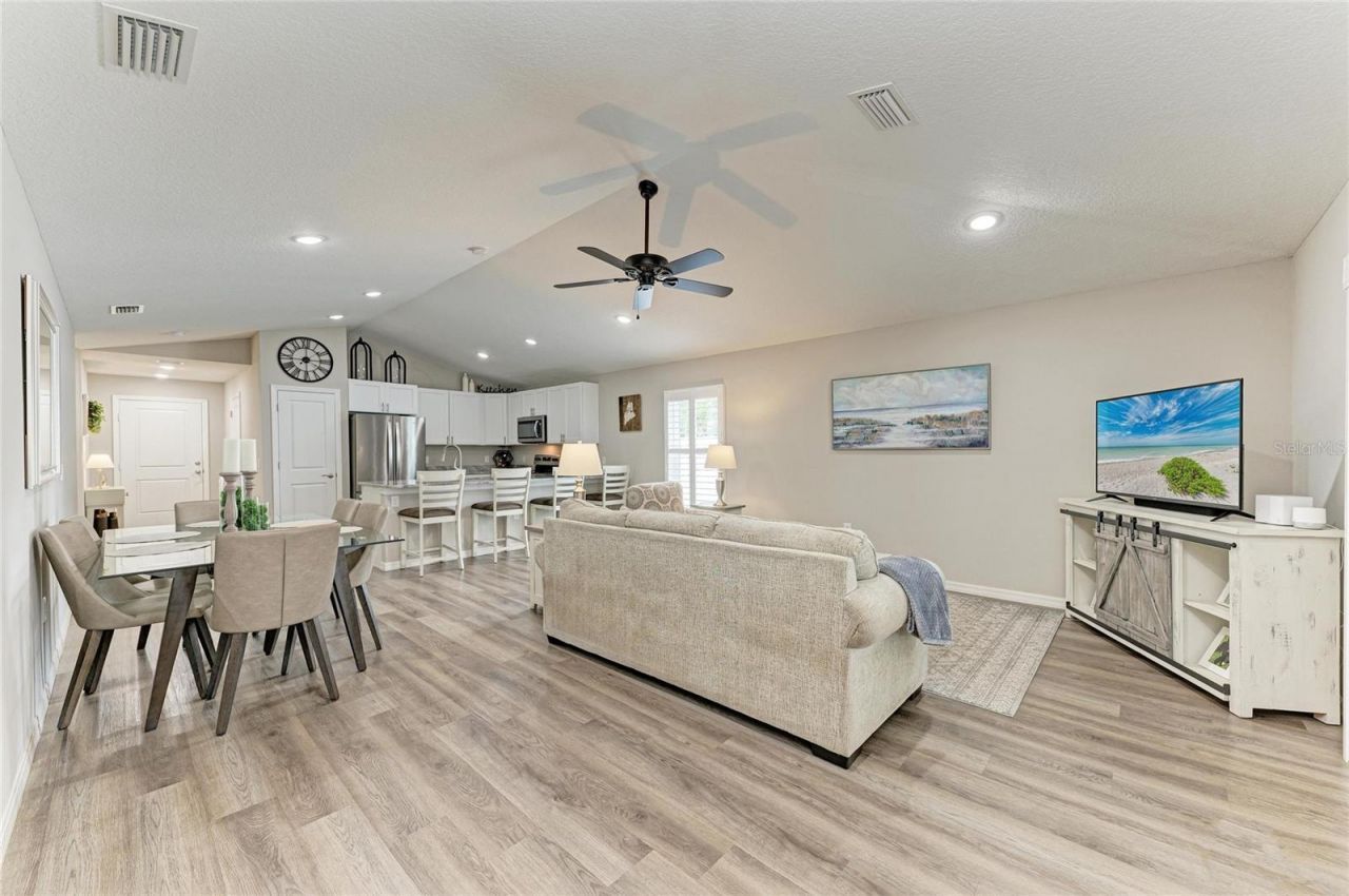 823 Bacon Avenue, Sarasota, FL 34232 Photo
