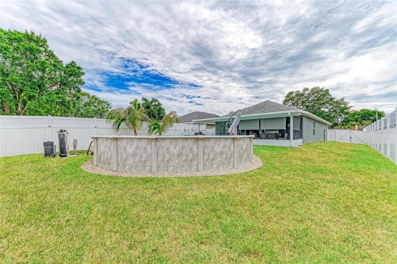 823 Bacon Avenue, Sarasota, FL 34232 Photo
