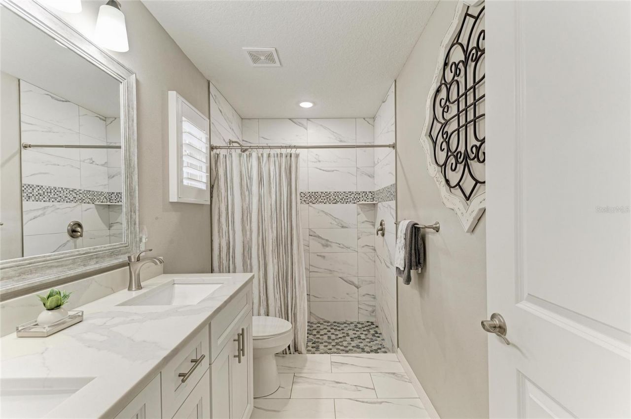 823 Bacon Avenue, Sarasota, FL 34232 Photo