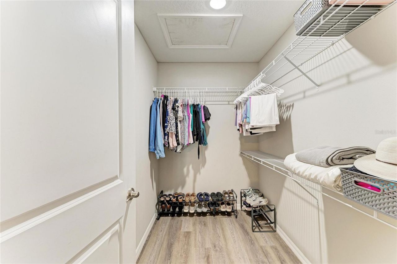 823 Bacon Avenue, Sarasota, FL 34232 Photo