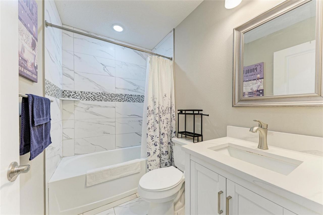 823 Bacon Avenue, Sarasota, FL 34232 Photo