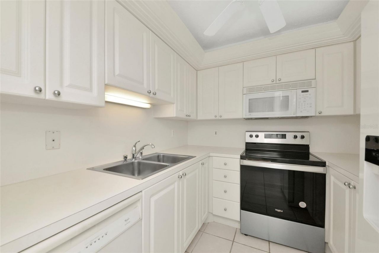 5855 Midnight Pass Road, Unit 514, Sarasota, FL 34242 Photo