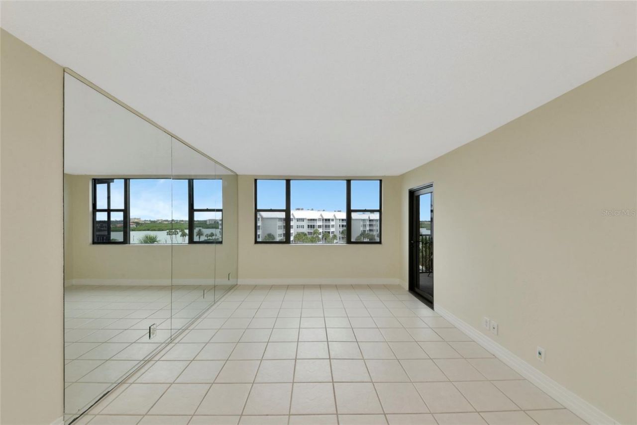 5855 Midnight Pass Road, Unit 514, Sarasota, FL 34242 Photo