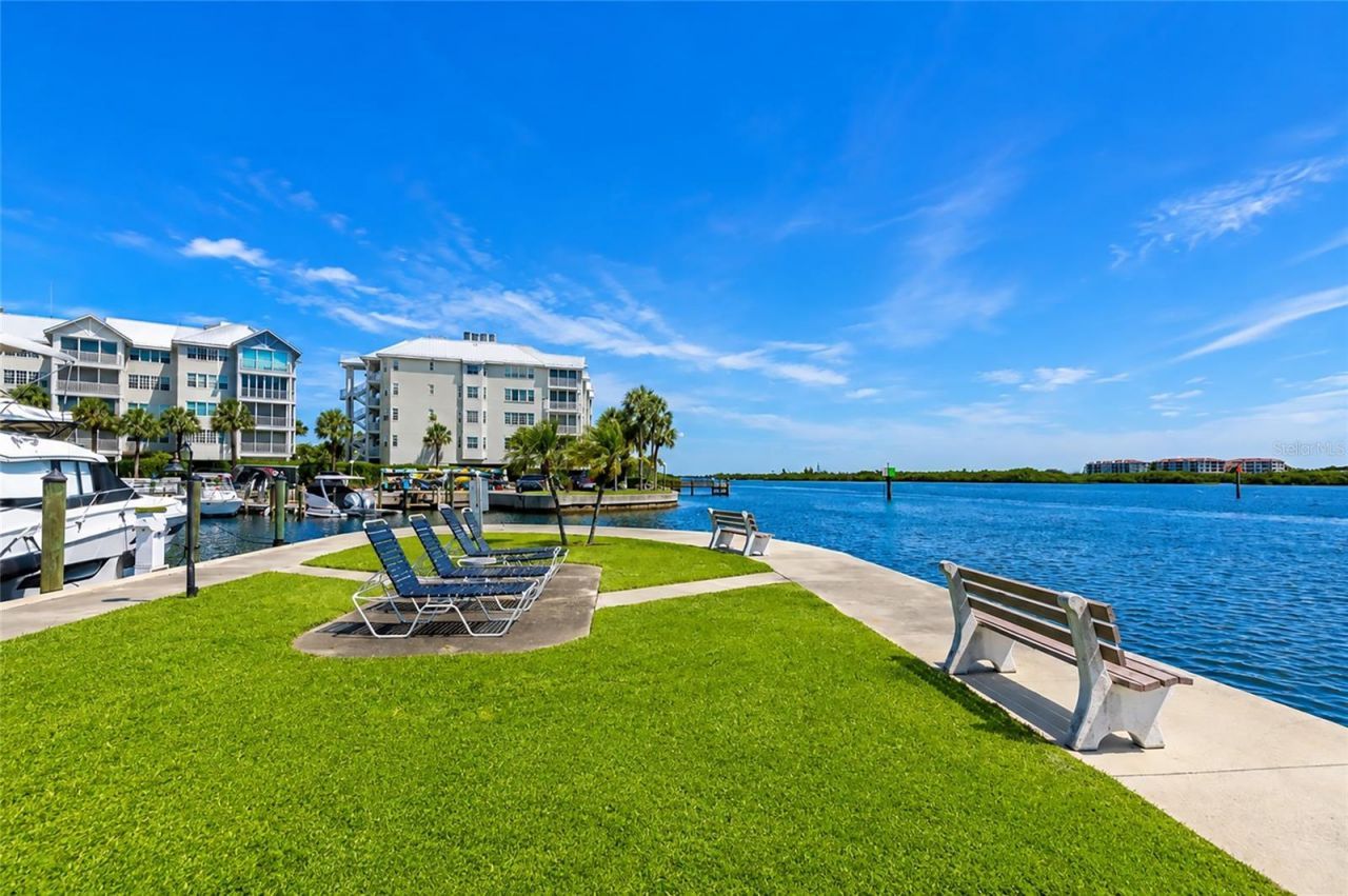 5855 Midnight Pass Road, Unit 514, Sarasota, FL 34242 Photo