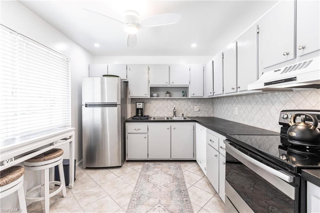 550 Teryl Rd, Unit 2302, Naples, FL 34112 Photo