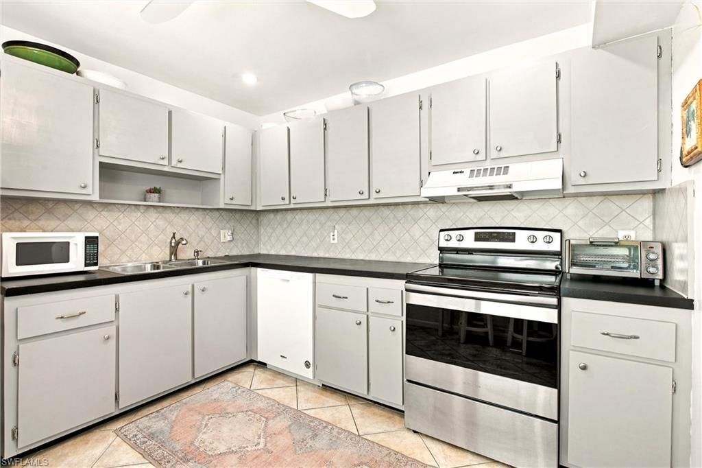 550 Teryl Rd, Unit 2302, Naples, FL 34112 Photo