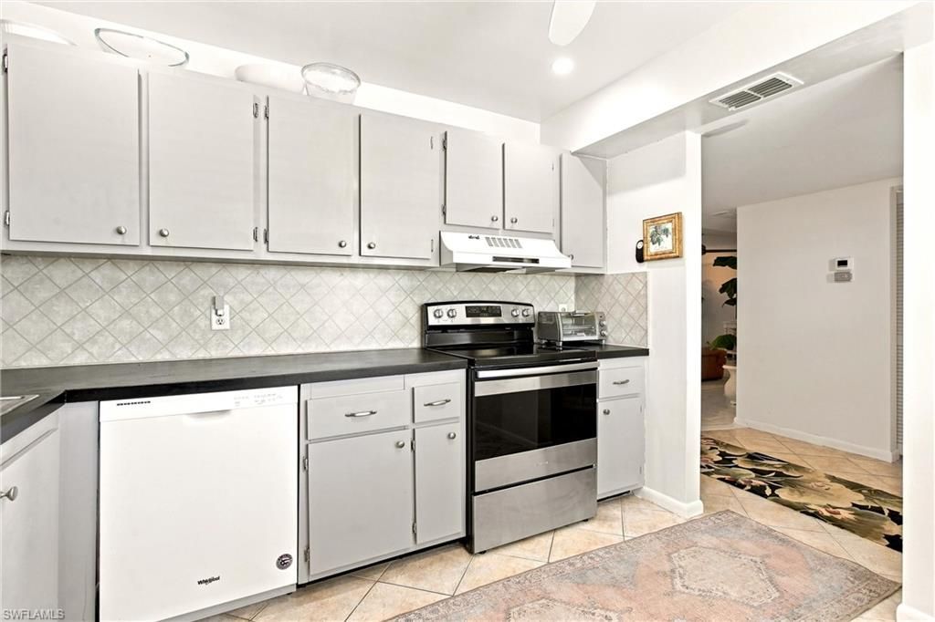 550 Teryl Rd, Unit 2302, Naples, FL 34112 Photo