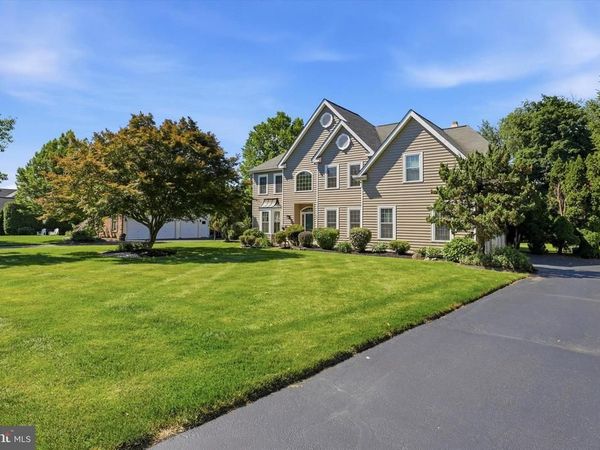 2608 LLOYD LANE, EAGLEVILLE, PA 19403
