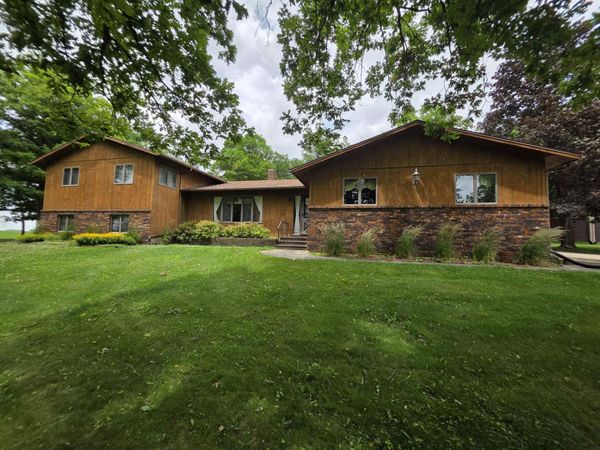 24155 115th Street, Cresco, IA 52136