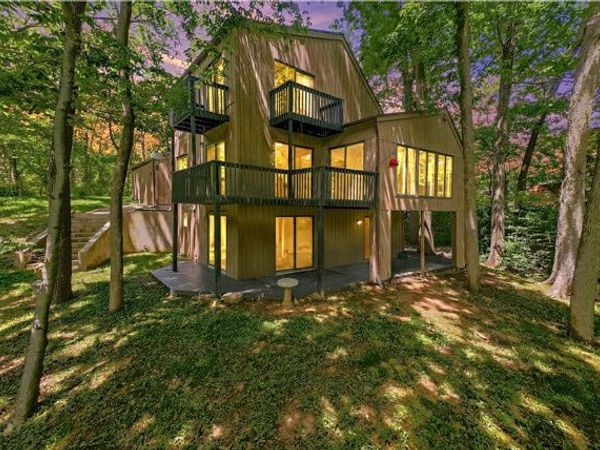 1309 WILDWOOD Lane, Mahomet, IL 61853