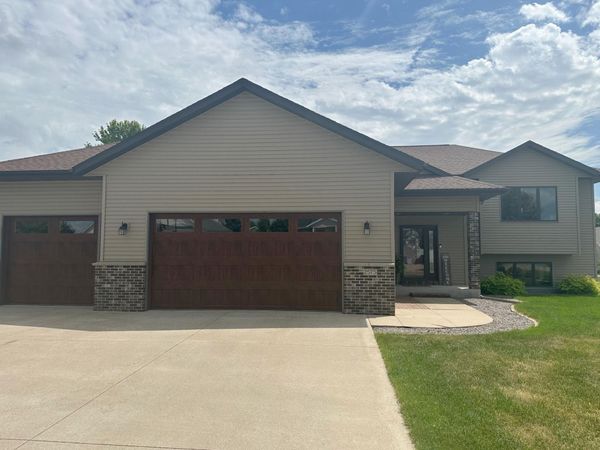 2575 Fox Hollow Lane , Owatonna, MN 55060