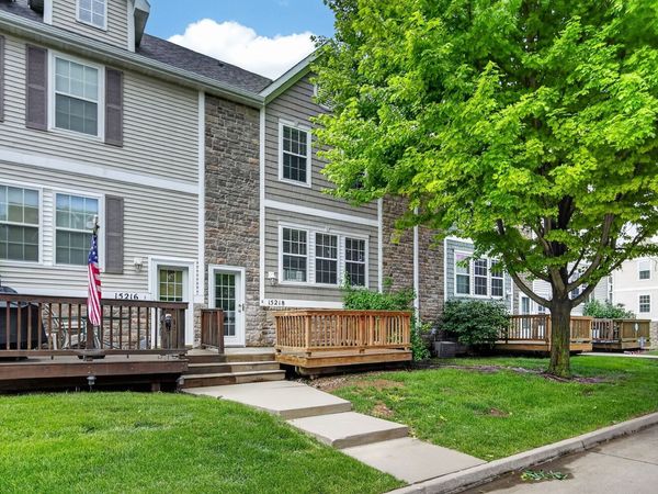 15218 Greenbelt Drive , Urbandale, IA 50323