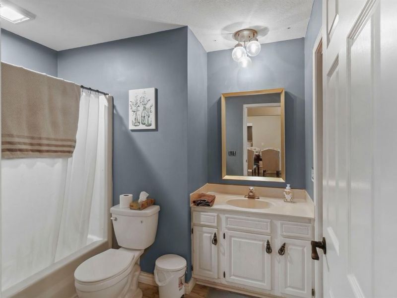 4704 Venice Heights Boulevard, Unit 215, Sandusky, OH 44870 Photo 15