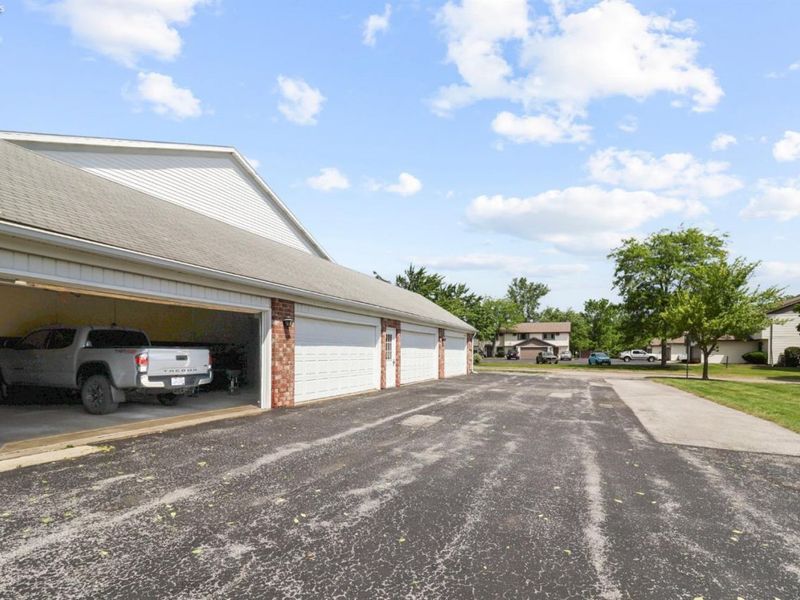 4704 Venice Heights Boulevard, Unit 215, Sandusky, OH 44870 Photo 21