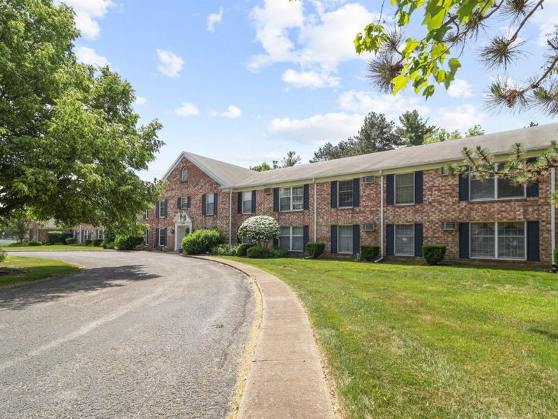 4704 Venice Heights Boulevard, Unit 215, Sandusky, OH 44870 Photo 3