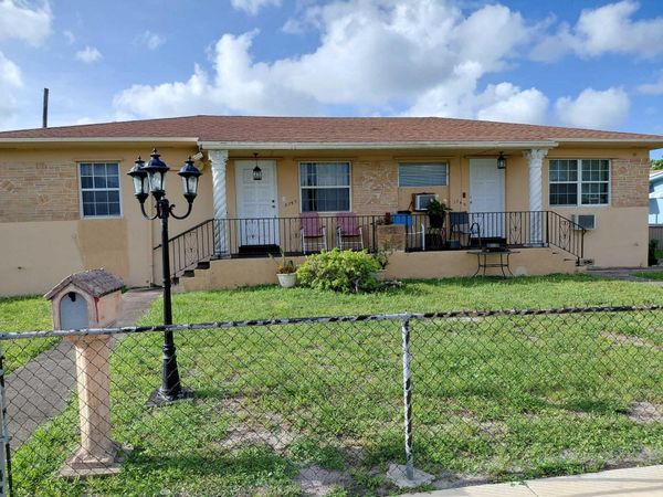 5749-5753 Grant Street, Hollywood, FL 33021