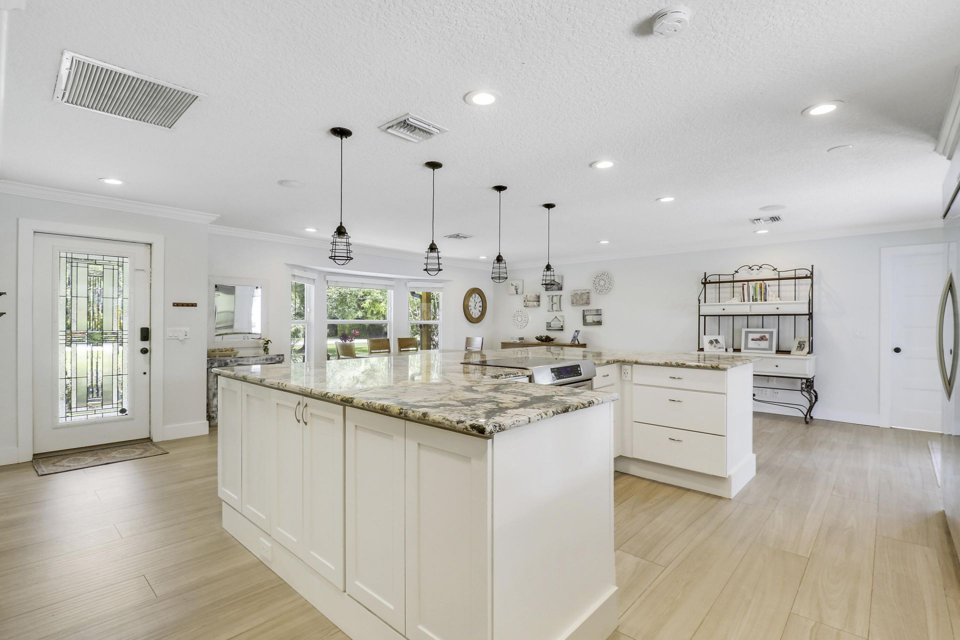 8352 N 154th Ct Road N, Palm Beach Gardens, FL 33418 Photo