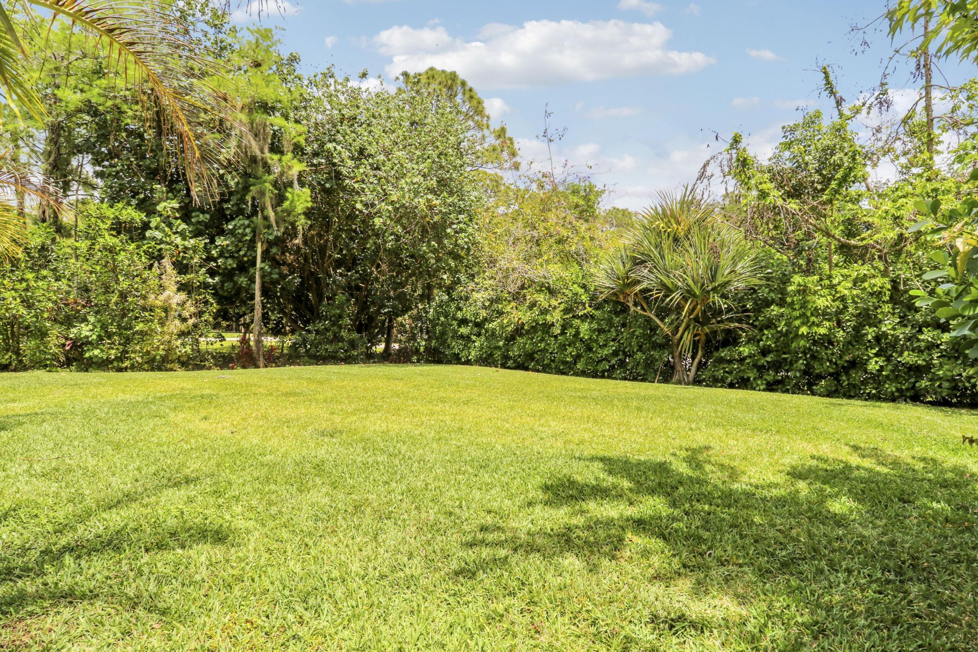 8352 N 154th Ct Road N, Palm Beach Gardens, FL 33418 Photo