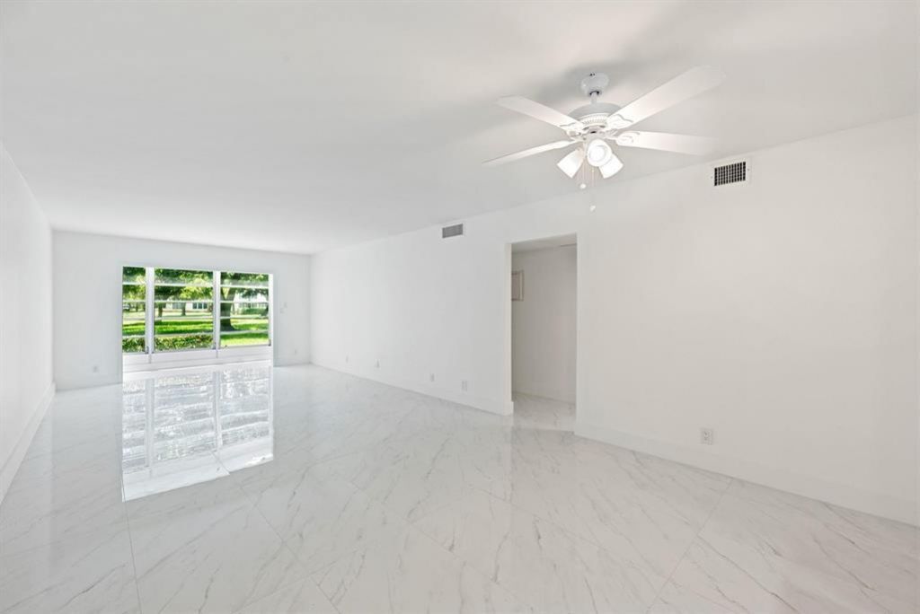 2202 Lucaya Bend, Unit M1, Coconut Creek, FL 33066 Photo
