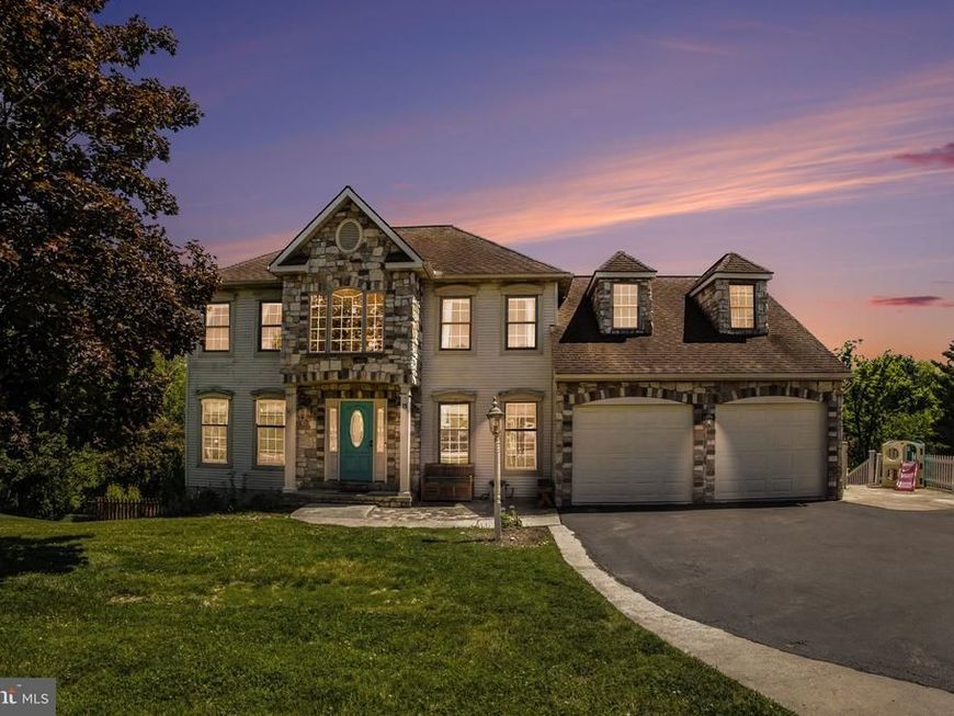 15 Bullrush Lodge, Elizabethtown, PA 17022 Main Photo