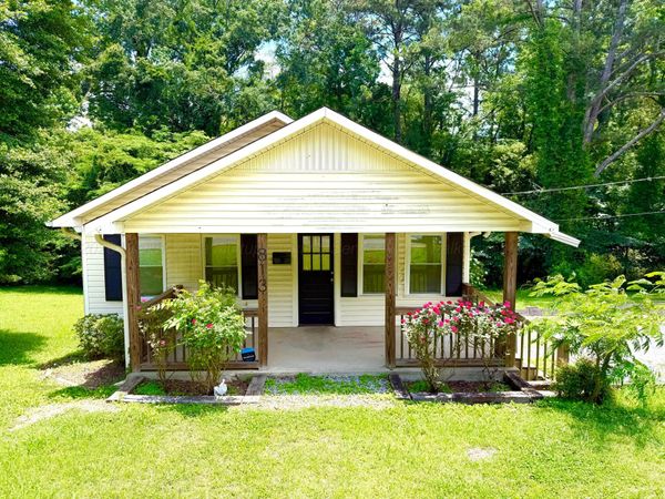 813 S AIRPORT Rd, Jasper, AL 35501