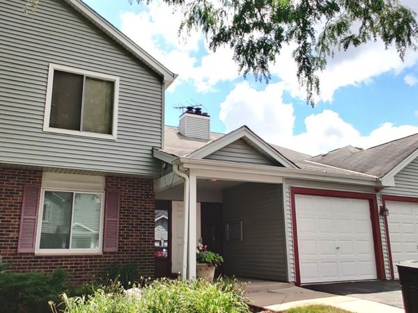 7030 Barrington Court , Unit 204, Woodridge, IL 60517