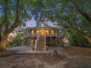 8730 Marsh Aire Lane, Edisto Island, SC 29438
