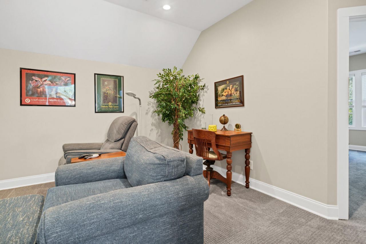 8730 Marsh Aire Lane Photo 14