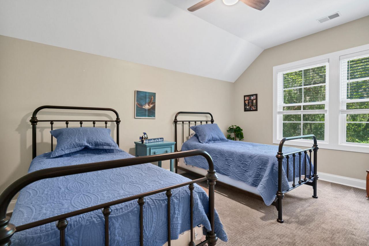 8730 Marsh Aire Lane Photo 16
