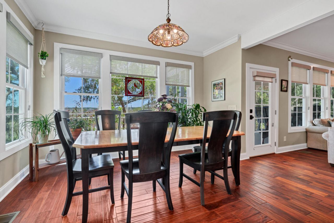 8730 Marsh Aire Lane Photo 31