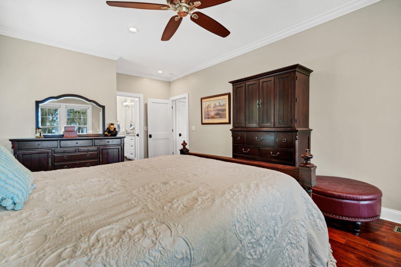 8730 Marsh Aire Lane Photo 32