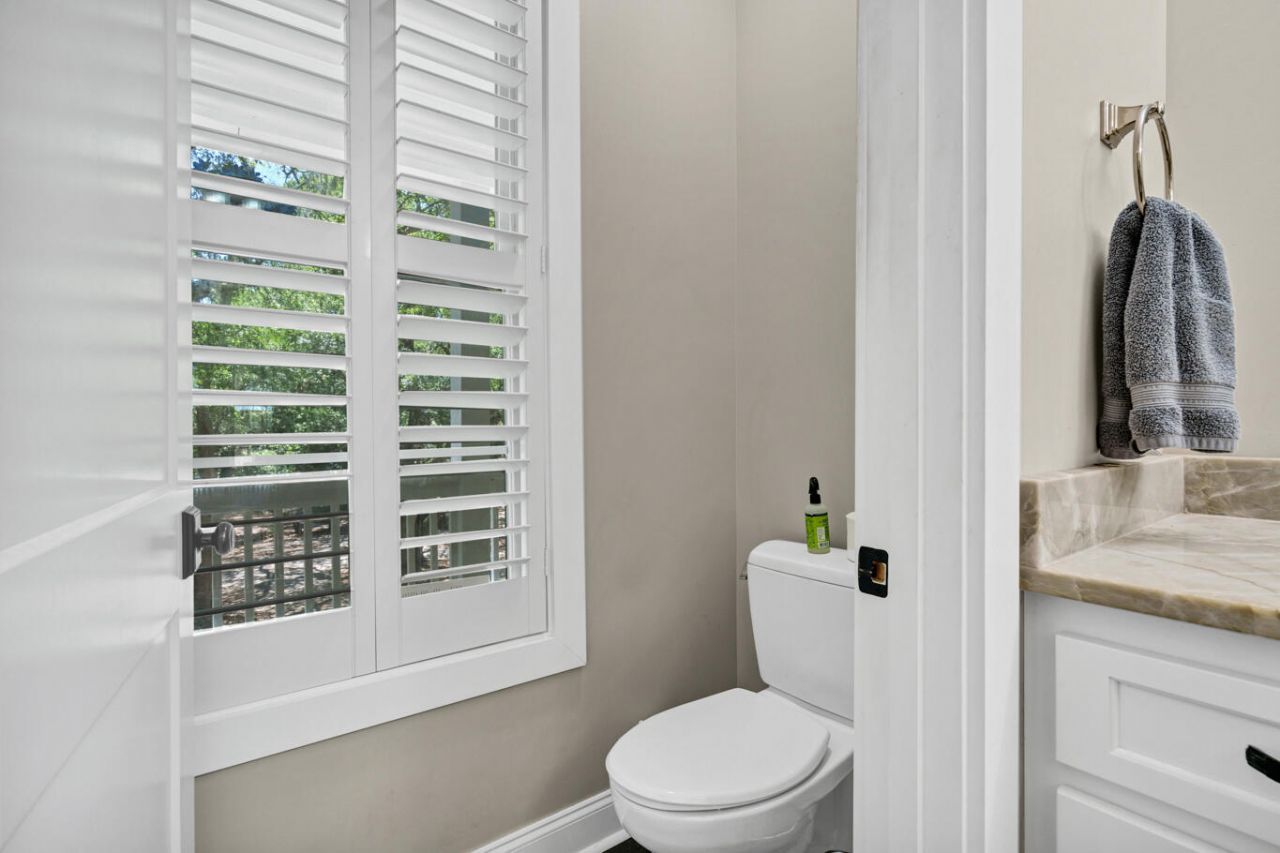 8730 Marsh Aire Lane Photo 33