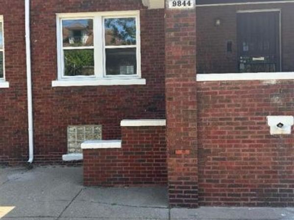 9844 Woodrow Wilson Street , Detroit, MI 48206