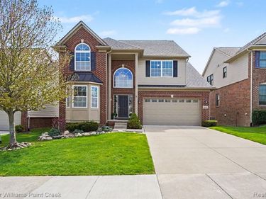 4846 E Stonegate Circle, Orion Twp, MI 48359