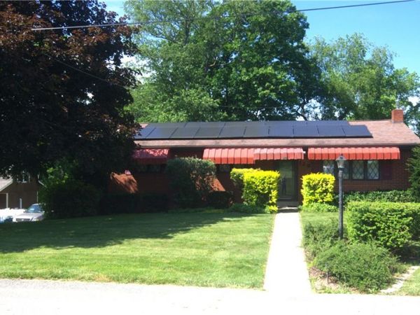 129 Crandon Circle , Beaver, PA 15009