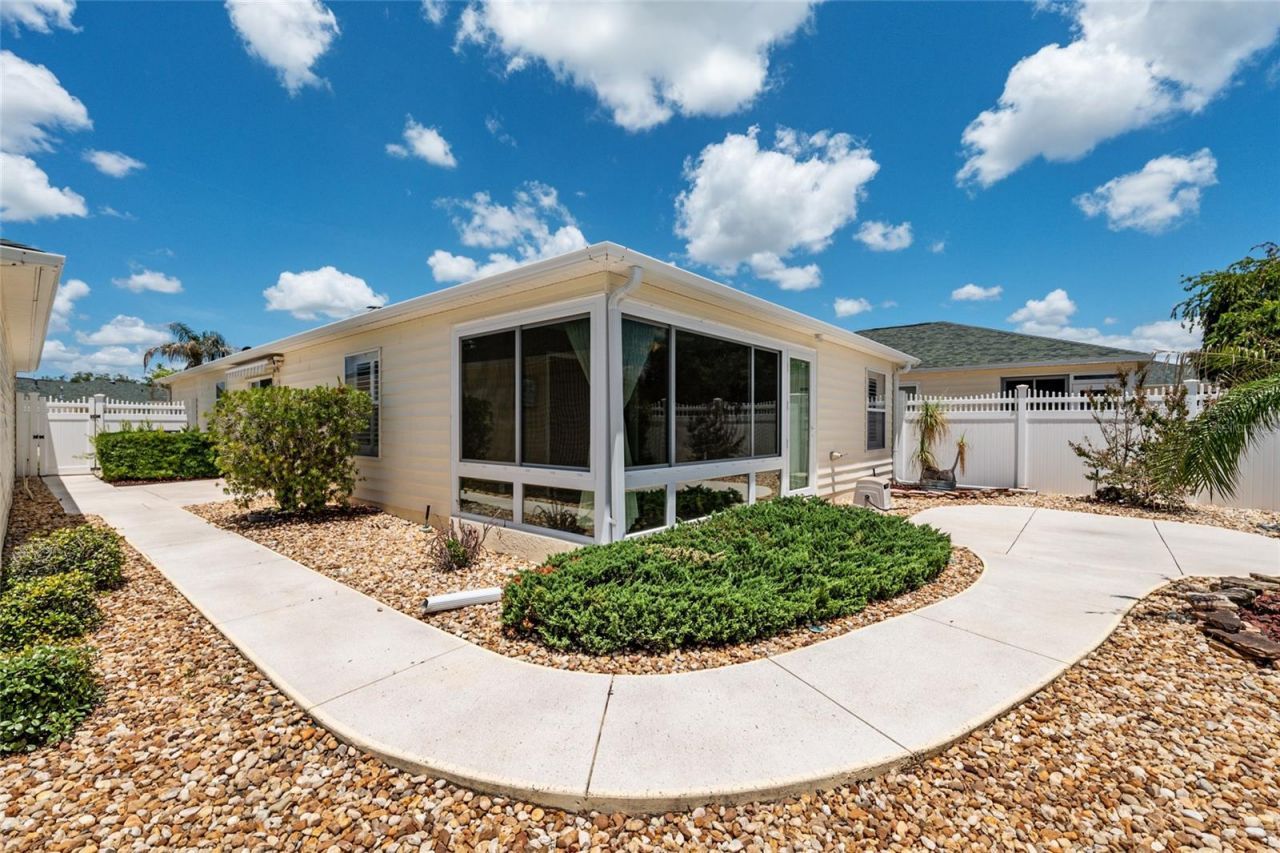 1492 Azteca Loop, The Villages, FL 32162 Photo