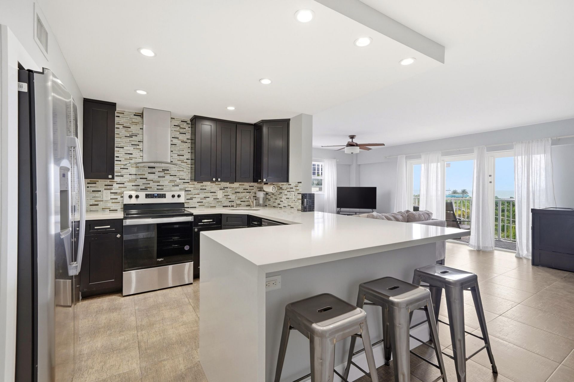 95 N Birch Road, Unit 606, Fort Lauderdale, FL 33304 Photo