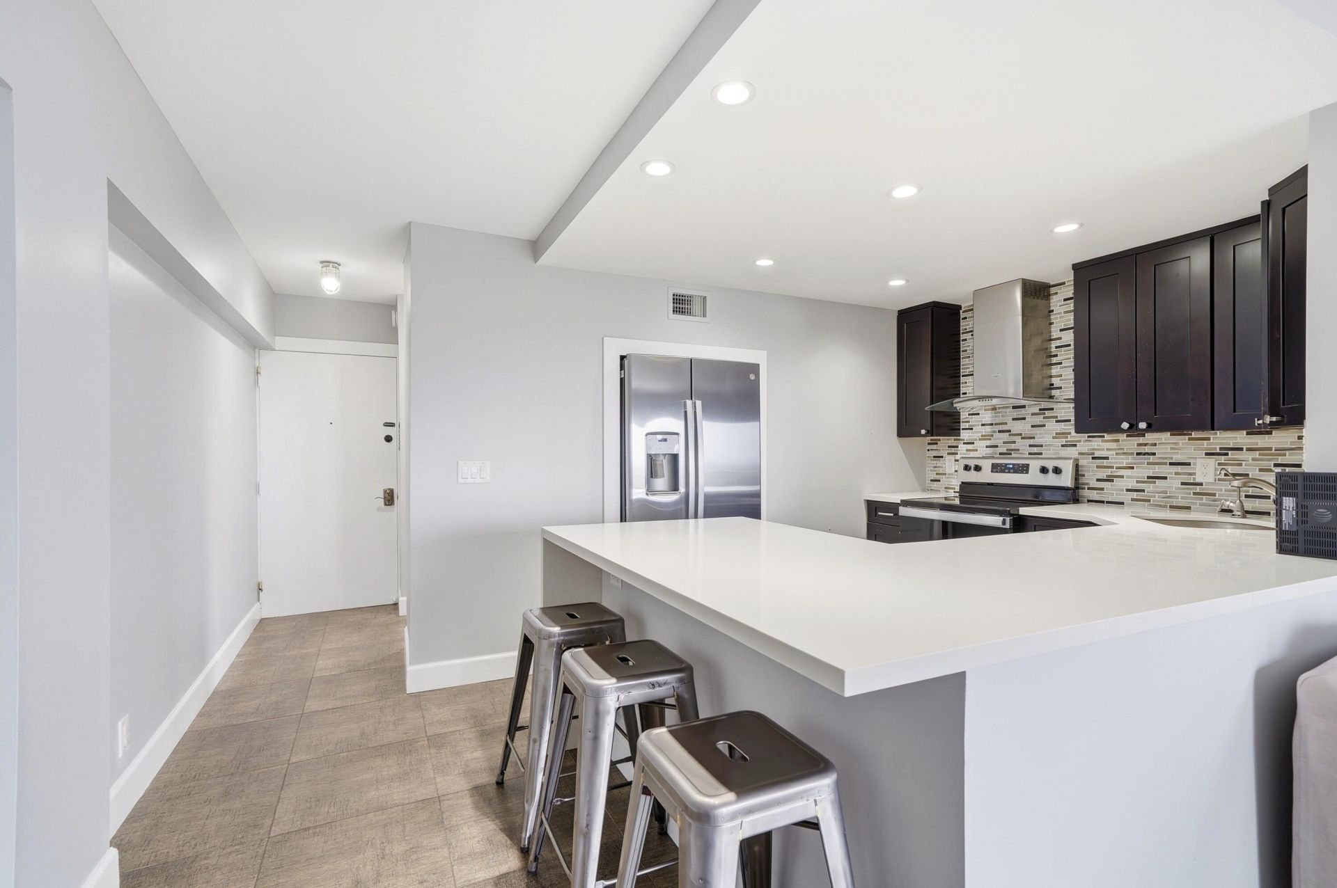 95 N Birch Road, Unit 606, Fort Lauderdale, FL 33304 Photo