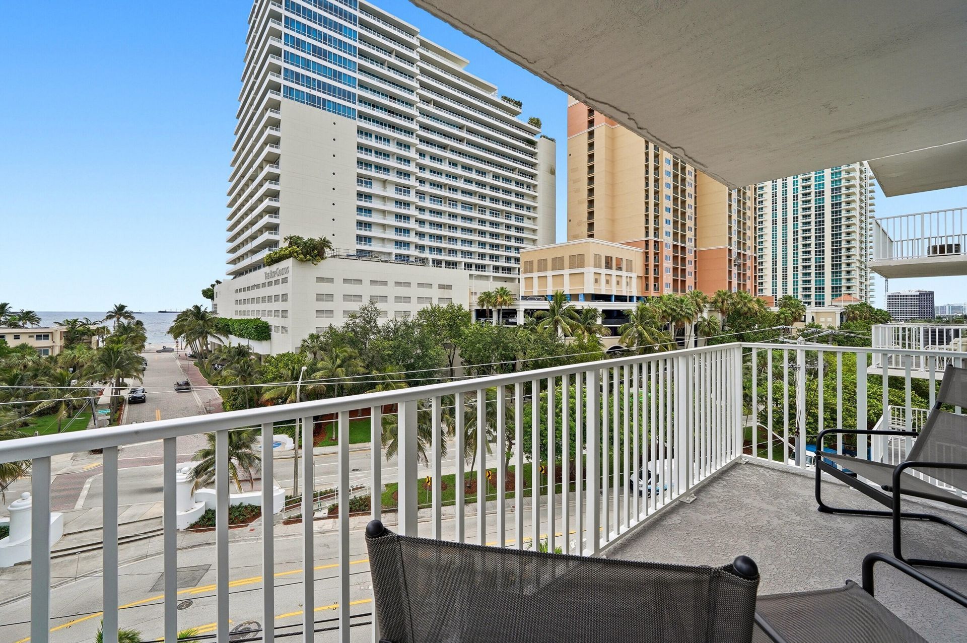 95 N Birch Road, Unit 606, Fort Lauderdale, FL 33304 Photo