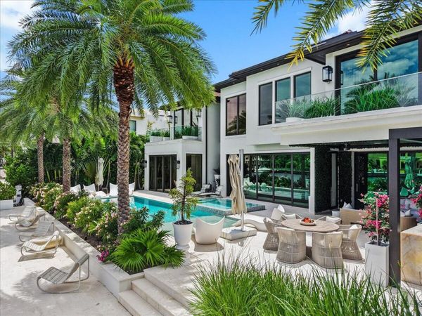70 Isla Bahia Drive, Fort Lauderdale, FL 33316