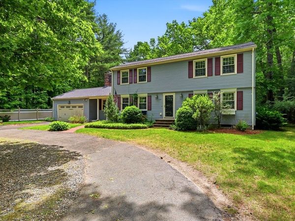1292 Burts Pit Rd, Northampton, MA 01062