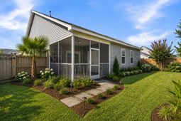 8113 Saveur Lane photo 4