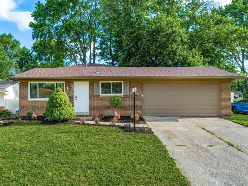 4824 Warminster Drive , Columbus, OH 43232 Photo 2
