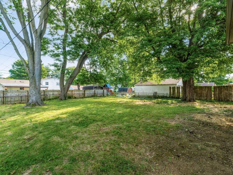 4824 Warminster Drive , Columbus, OH 43232 Photo 34